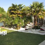 Oda ve Kahvaltı Locatlantique